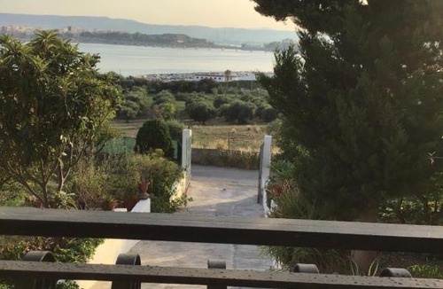 Augusta House | Villa Rosa granatello