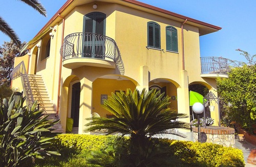 San Lorenzo Villa | Villa Rosanna, independent, 200 square meters a few steps from the sea - 3 km from Marzamemi