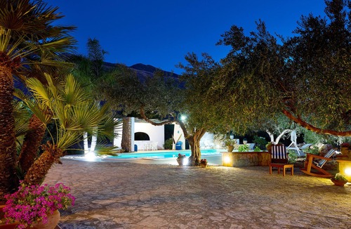 Castellammare del Golfo Villa | VILLA STERLIZIE - PRIVATE POOL OF 50 SQM - PARK, AIR CONDITIONING AND WIFI
