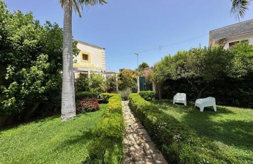 Mondello Apartment | Villa Saline - Luxury Garden Mondello