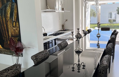 Mockarta House | Villa Sans Souci