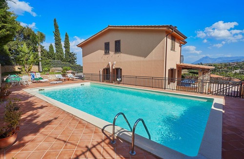Altavilla Milicia Villa | Villa Sansone Private Pool Special Price WIFI Private Parking Palermo-Cefalù