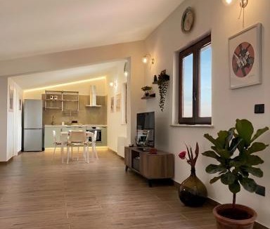 Tiche Apartment | Villa Scalagreca