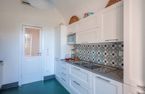 Ischia Porto Villa | Villa Serao & Cottage Camilla by MyVillaCollec.