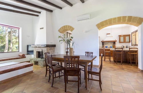 Marsala Villa | Villa Stella with Sea View, Garden & Wi-Fi