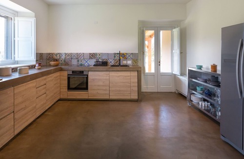 Rovittello Villa | Villa Terre Normanne 16, Emma Villas