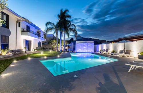 Avola Villa | Villa Theocritus. Pool & Sea