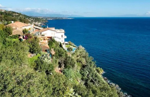 Acireale Villa | Villa Timpa