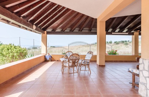 Montallegro Villa | Villa 'Tre S' with Sea View, Garden & Wi-Fi