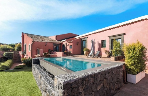Viagrande Villa | Villa Varanni near Catania