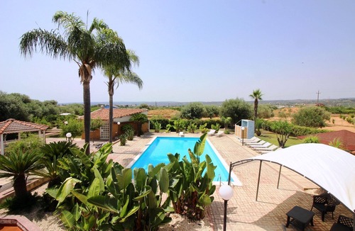 Solarino Villa | VILLA VERA - Amazing House with private swimming pool near Syracuse.