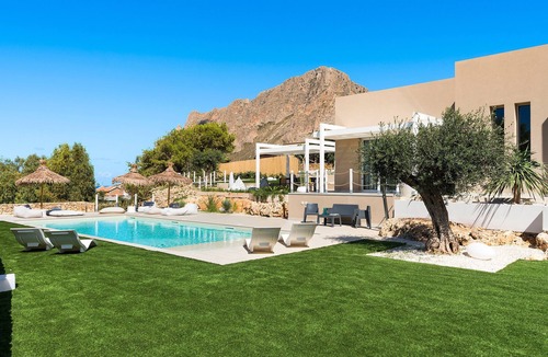 Custonaci Villa | Villa wih heated pool, wellness, 400 metres to the sea