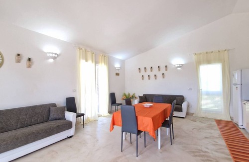 Taviano Villa | villa with swimming pool sleeps 8, three bedrooms