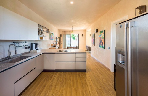 Marina di Modica Villa | Villa with pool, on the sea in Marina di Modica