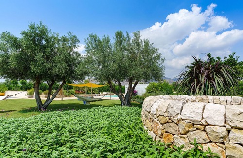 Avola Villa | Villa with pool, 550 metres from the sea in Avola, Sicily