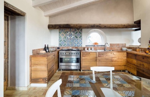 Zafferana Etnea Villa | Villa with pool Sicily, Mt Etna villa, large villa to let Sicily