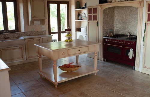 San Costanzo House | Villa with Pool very close to the Sea