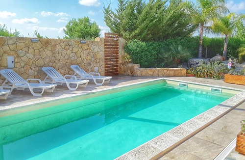 Partanna Villa | Villa with swimming pool a few km from the sea Selinunte