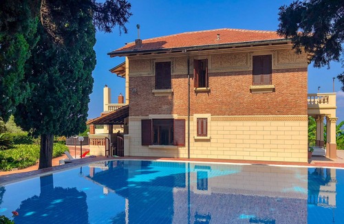 Province of Messina Villa | Villa with swimming pool, jacuzzi and tennis, in front of the Aeolian Islands