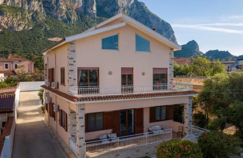 Pozzillo Villa | Villa Yasmine