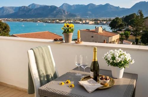 Carini Apartment | VillaMiramar Beach Penthouse Palermo Airport