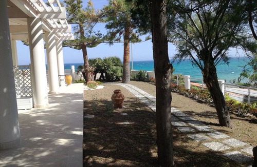 Gallina Apartment | villas overlooking the sea