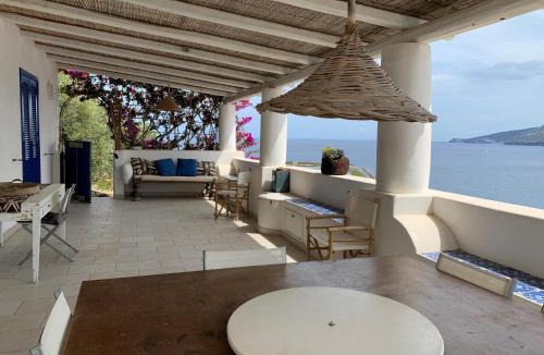 Lingua House | Villetta I 100 Gradini - ampie terrazze sul mare e giardino mediterraneo