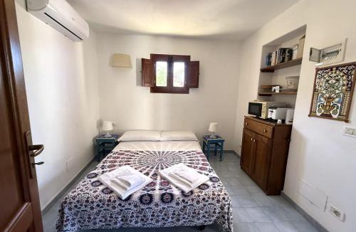 Malfa House | Villette Corallo