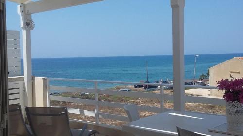 Torre di Mezzo House | Vista Mare tra i luoghi di Montalbano