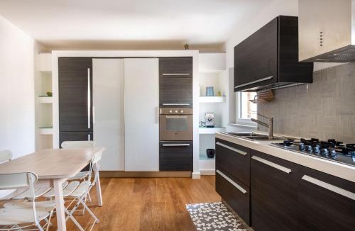 Castellammare Vucciria Apartment | Vittorio Emanuele apartment with terrace by Wonderful Italy