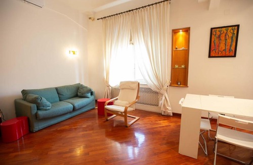 Vomero Apartment | Vomero Chic by Dimorra