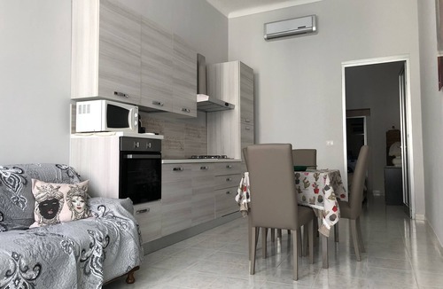 Floridia House | Vrbo Property