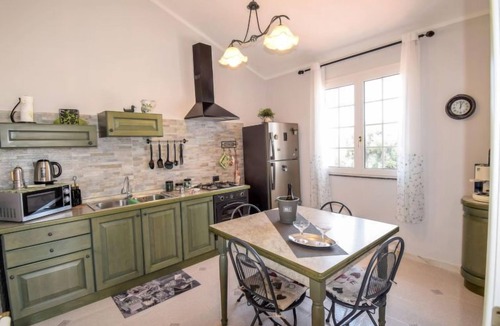 Syracuse Apartment | White Pool by Interhome