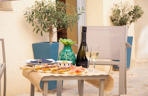 Sclafani Bagni House | WHITE ROOM - Luxury room & spa