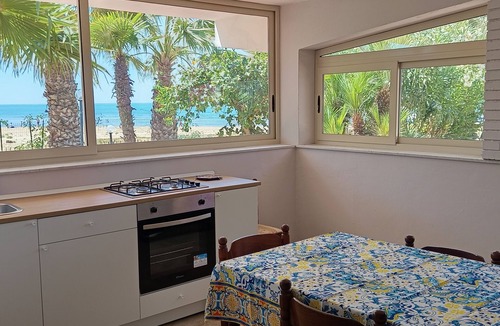 Porto Empedocle House | Window to the Sea