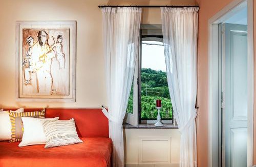 Milo House | Wine Resort Villagrande