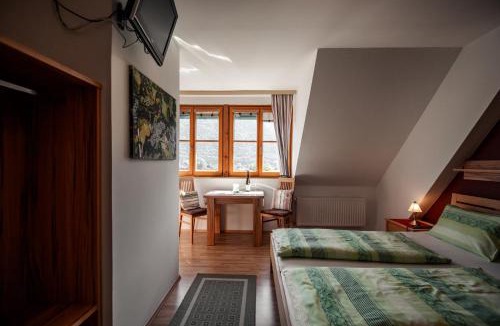Weissenkirchen in der Wachau House | Winzerhof & Gästehaus Bernhard