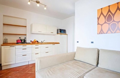 Marchesana Apartment | Wohnung 'Ancora Bianca' mit Grill by Interhome
