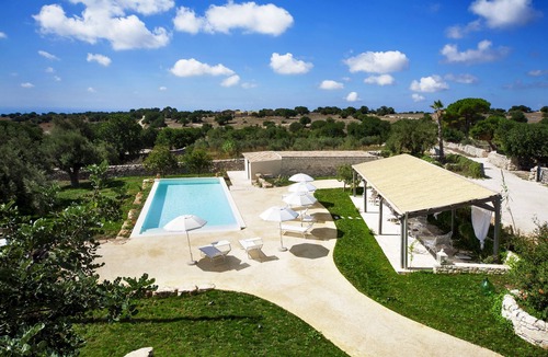 Ragusa Villa | Wonderful Charming Villa with pool in the suggestive countryside near the sea,