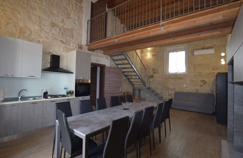 Santa Croce Camerina Villa | Wonderful private villa with WIFI, A/C, private pool, TV, patio, pets allowed and panoramic view