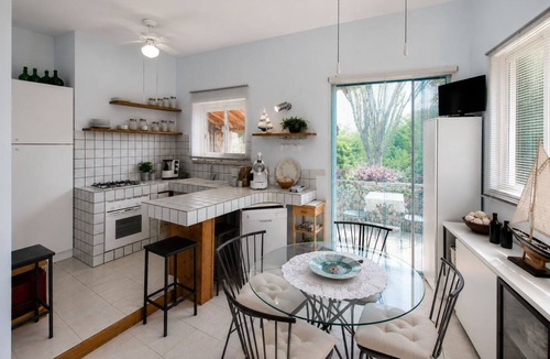 Marina di Modica Villa | Wonderful private villa for 7 guests with hot tub, WIFI, A/C, TV and patio