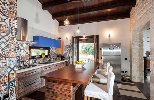 Rosolini Villa | Wonderful private villa for 10 guests with WIFI, private pool, A/C, TV and patio