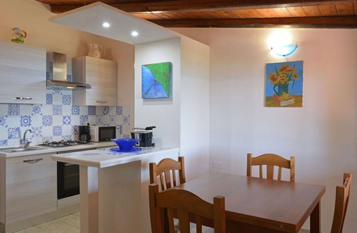 Fontane Bianche Villa | Wonderful private villa for 4 guests with WIFI, A/C, TV, terrace and pets allowed