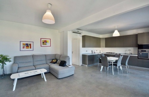 Brucoli Villa | Wonderful private villa for 12 guests with WIFI, private pool, A/C, TV, patio and pets allowed
