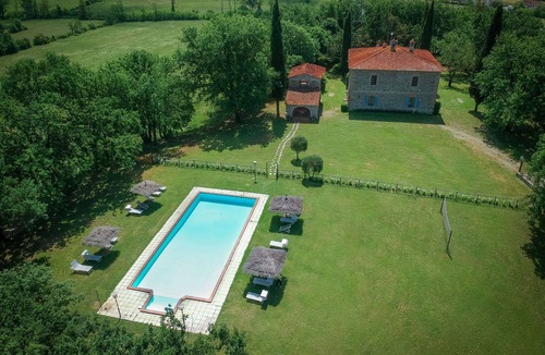 Bucine Villa | Wonderful private villa with A/C, private pool, WIFI, patio, pets allowed and panoramic view