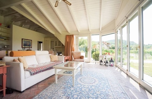Palt Villa | Wonderful Villa among the Vineyards
