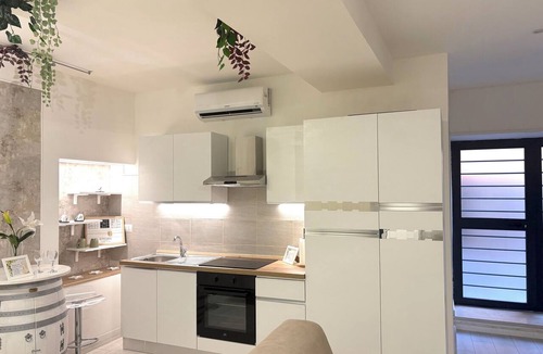 Frascati Apartment | WonderStay Monolocale indipendente nel cuore di Frascati, due passi da Roma