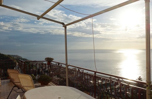 Letojanni Apartment | Your own terrace overlooking the ocean, in a private residence, free park, wifi