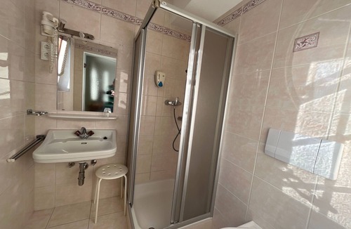 Obsteig Bed & Breakfast | Zimmer 10/1bett Ohne Balkon - Pension Alpina