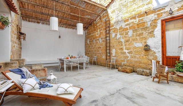 2 bedroom awesome apartment in Trappeto